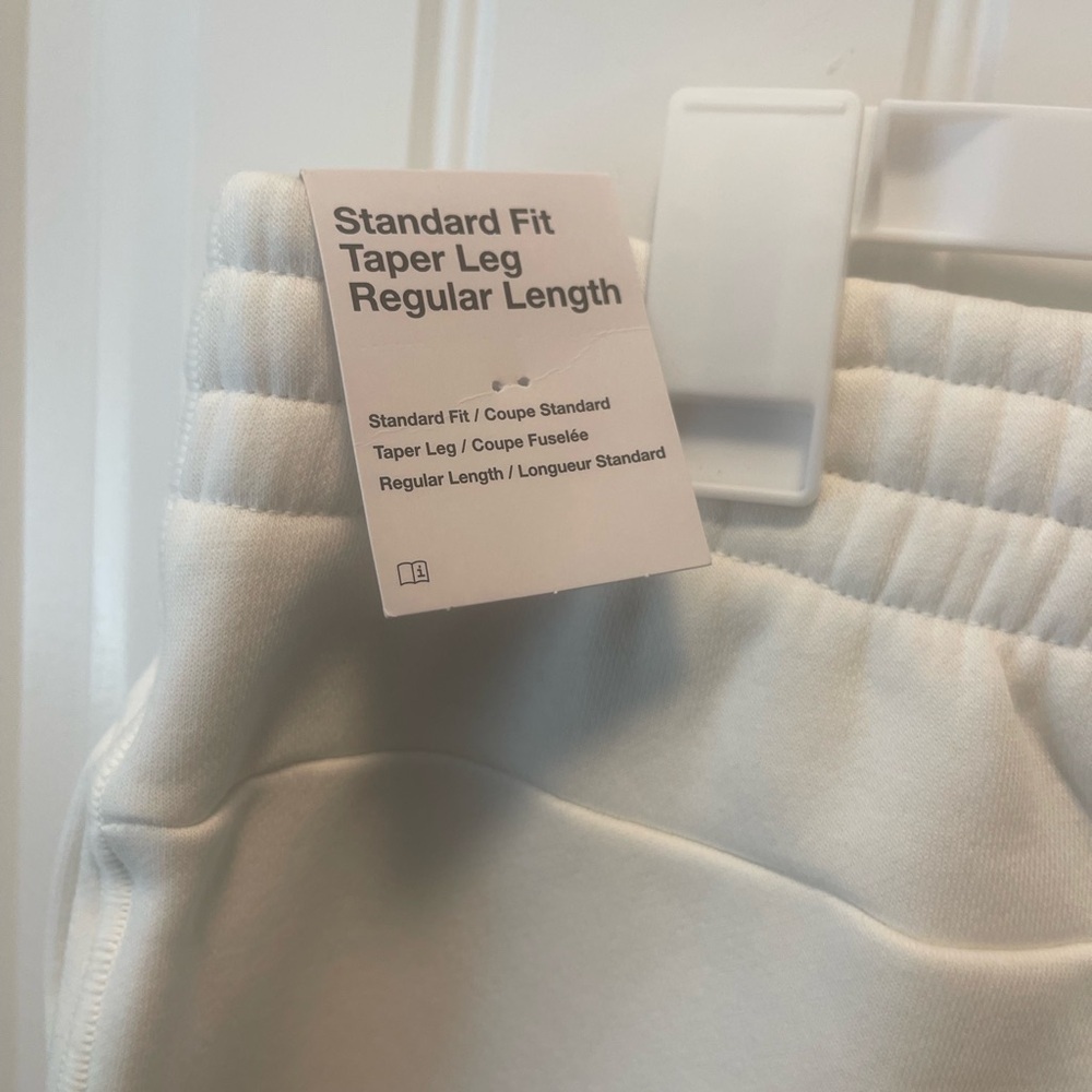 Nike Tech - Picture 4 of 5